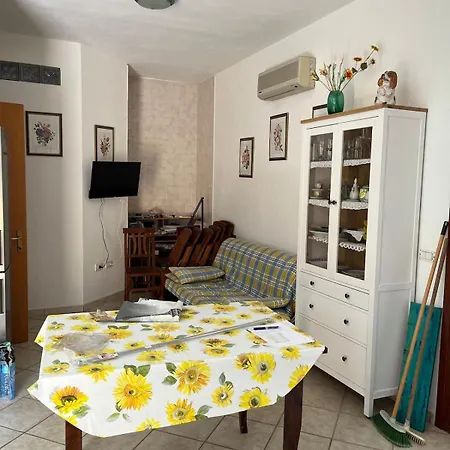 Casa de Férias Casa Al Piano Terra Con 2 Da Letto, Parcheggio Privato E Piscina Condominiale Villasimius